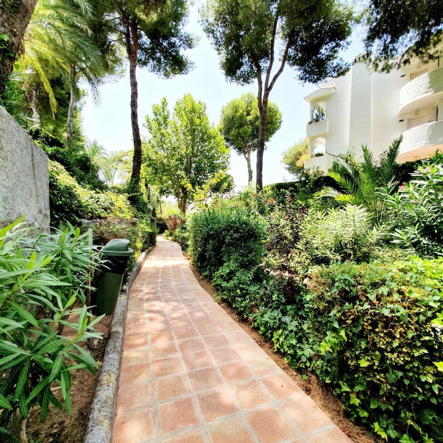 Miraflores Town Studio Sitio de Calahonda Exteriör bild